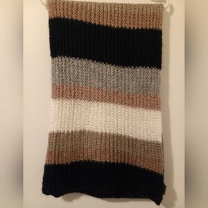 4 For 20$ Acrylic Scarf